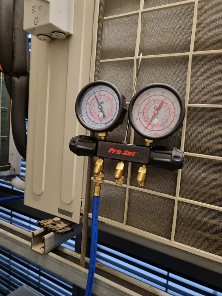 Swind air conditioner repair service in Logan area - gas checking
