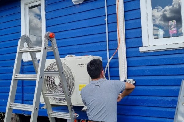 Swind Air conditioner installation service Logan, Brisbane